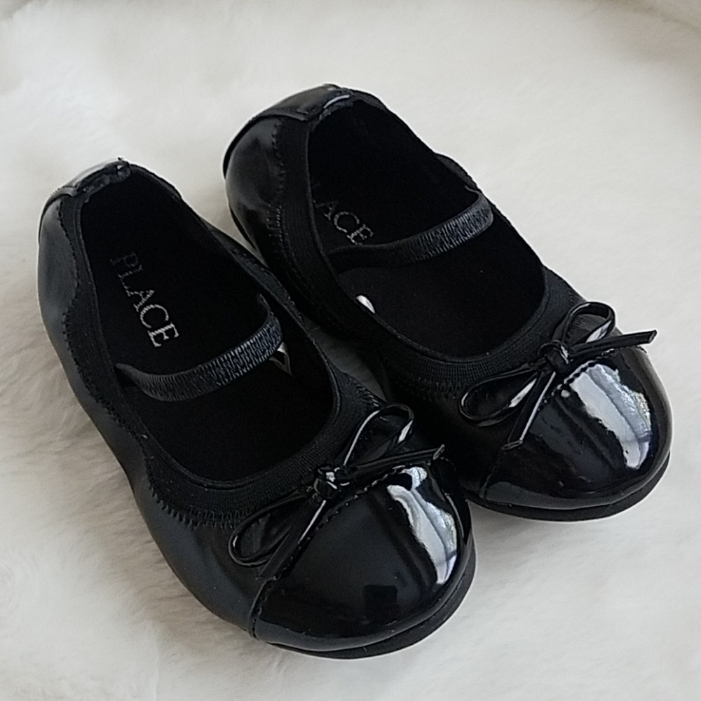 Black toddler girl flats